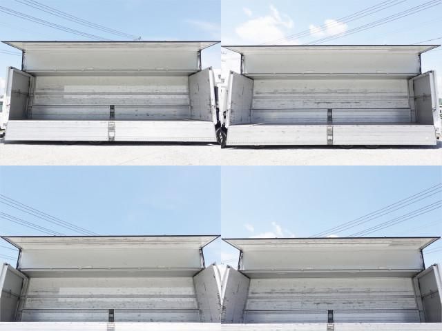 MITSUBISHI FUSOU SUPER GREAT 2015 Image 31