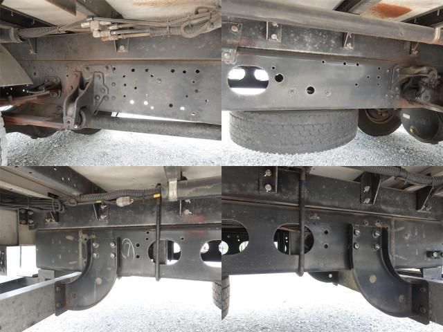 MITSUBISHI FUSOU FIGHTER 2012 Image 31