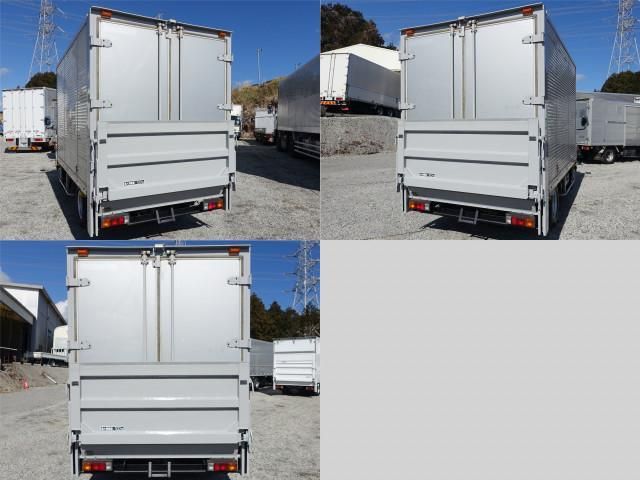 MITSUBISHI CANTER 2011 Image 31
