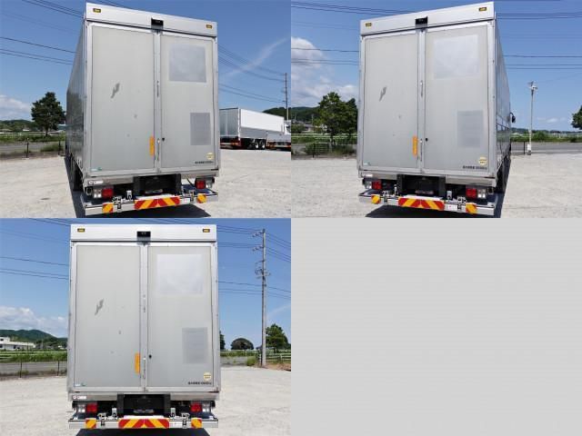 MITSUBISHI FUSOU SUPER GREAT 2014 Image 31