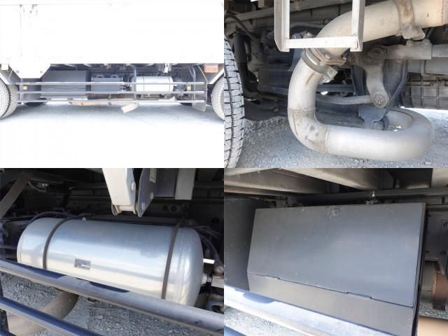 MITSUBISHI FUSOU SUPER GREAT 2014 Image 31