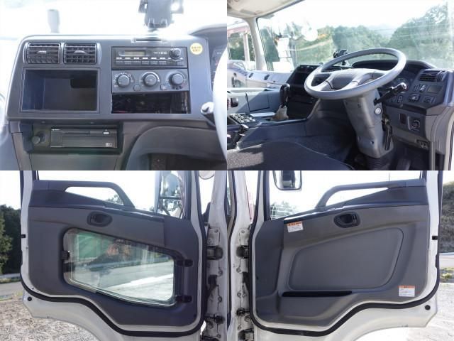 MITSUBISHI FUSOU SUPER GREAT 2013 Image 31