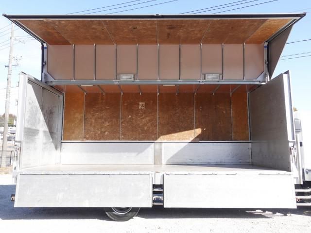 MITSUBISHI FUSOU FIGHTER 2015 Image 31