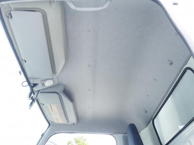 MITSUBISHI CANTER 2013 Image 31