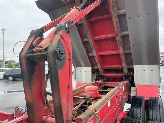 MITSUBISHI FUSOU SUPER GREAT 2013 Image 31