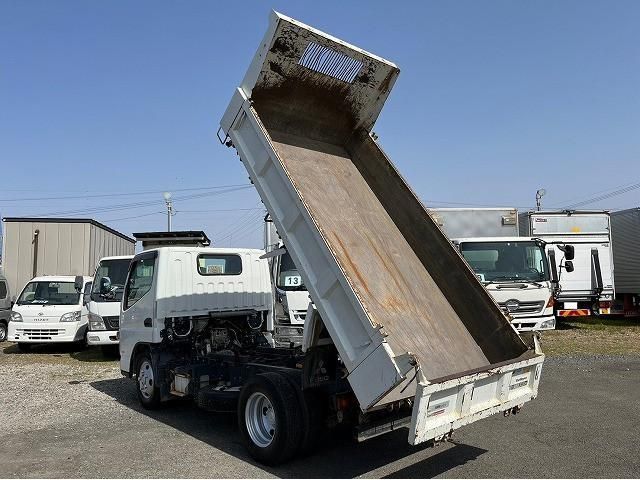 MITSUBISHI CANTER 2012 Image 31