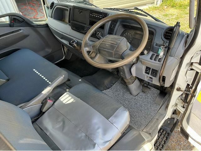 MITSUBISHI CANTER 2012 Image 31