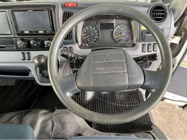 MITSUBISHI CANTER 2015 Image 31