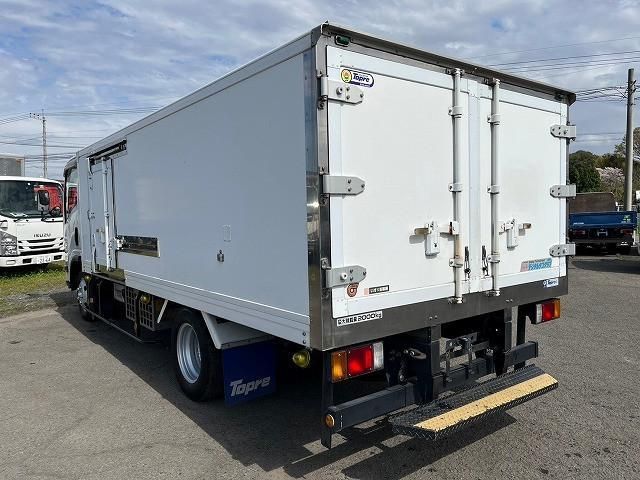 ISUZU ELF 2013 Image 31