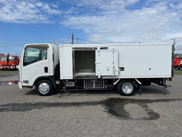 ISUZU ELF 2013 Image 31