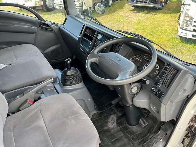 ISUZU ELF 2013 Image 31