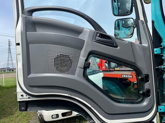 ISUZU FORWARD 2014 Image 31