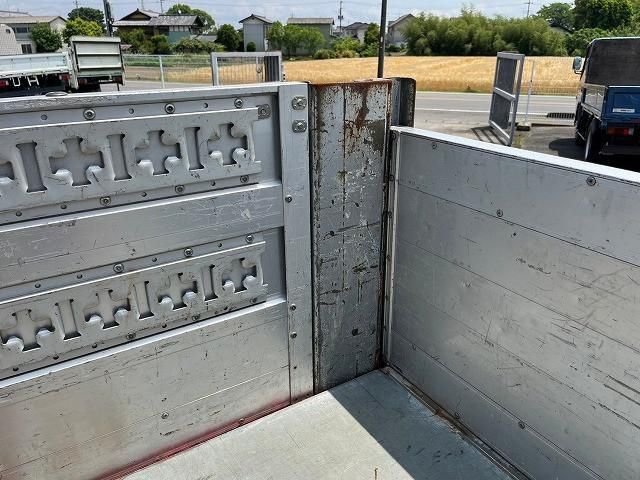 MITSUBISHI CANTER 2016 Image 31