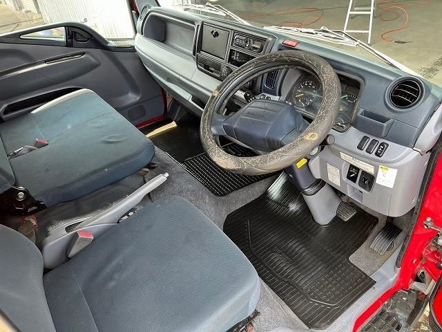 MITSUBISHI CANTER 2016 Image 31