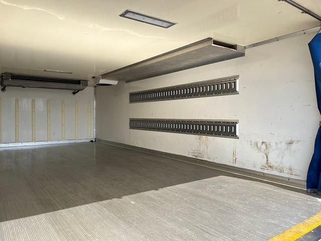 ISUZU ELF 2013 Image 31