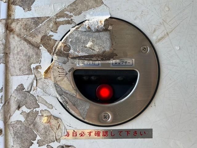 ISUZU ELF 2013 Image 31