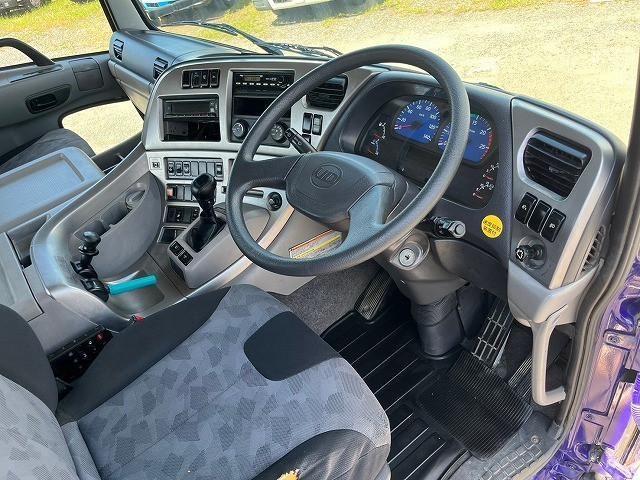 NISSAN DIESEL QUON 2014 Image 31