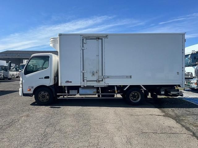 HINO DUTRO 2015 Image 31