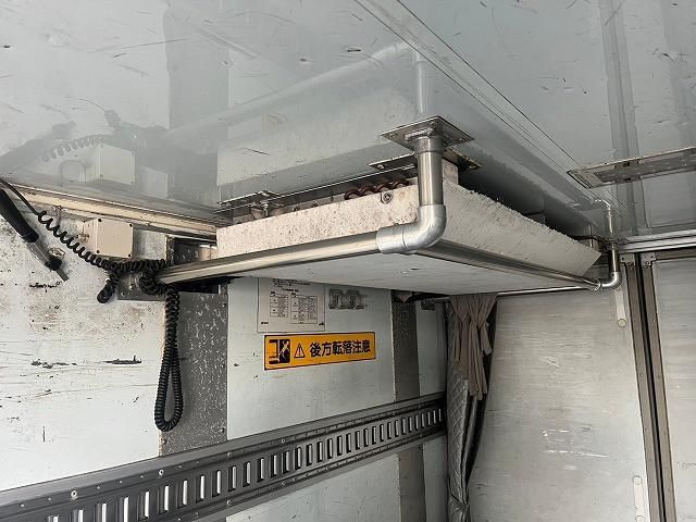 HINO DUTRO 2015 Image 31