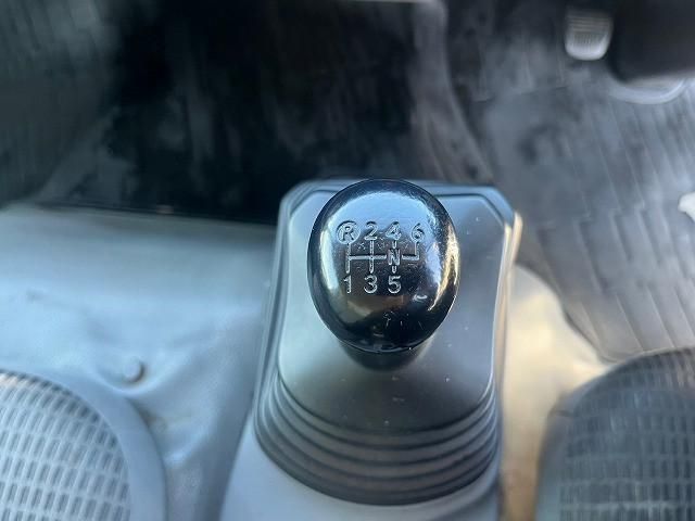 HINO DUTRO 2015 Image 31