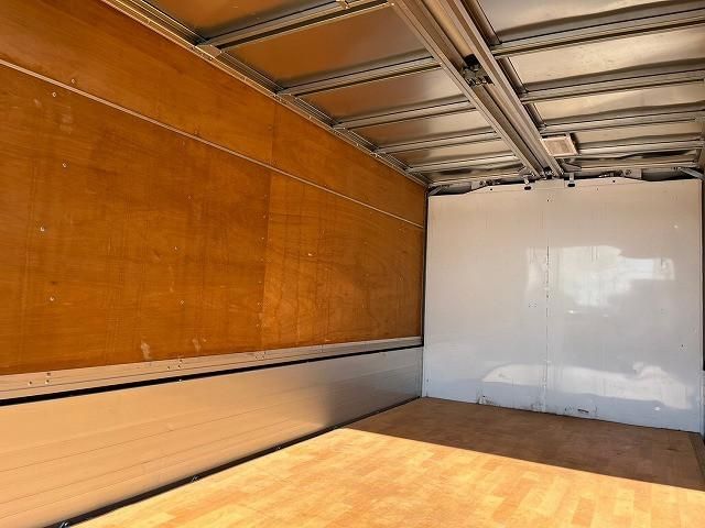 MITSUBISHI CANTER 2012 Image 31