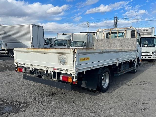 HINO DUTRO 2017 Image 31