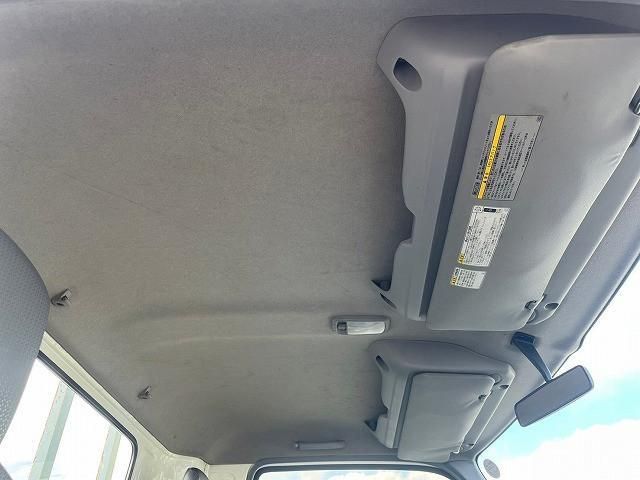 HINO DUTRO 2017 Image 31