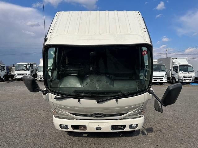 HINO DUTRO 2013 Image 31