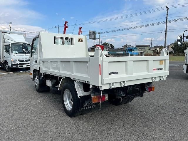 HINO DUTRO 2013 Image 31