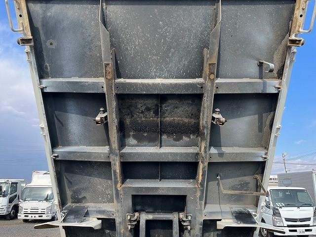 HINO DUTRO 2013 Image 31