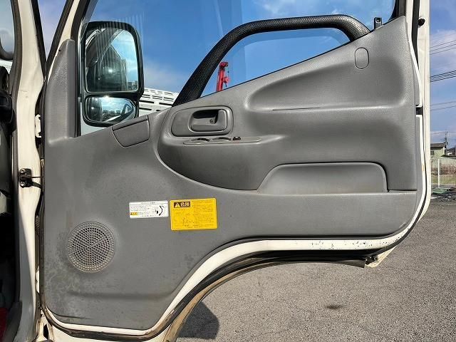 HINO DUTRO 2013 Image 31