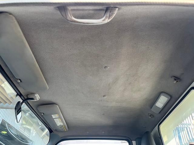 HINO DUTRO 2013 Image 31