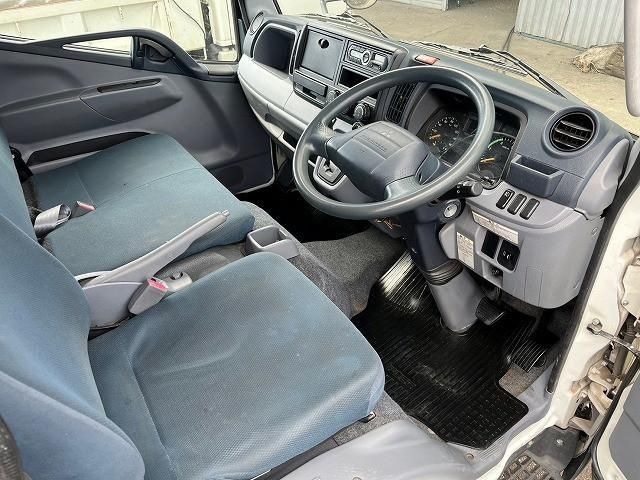 MITSUBISHI CANTER 2016 Image 31