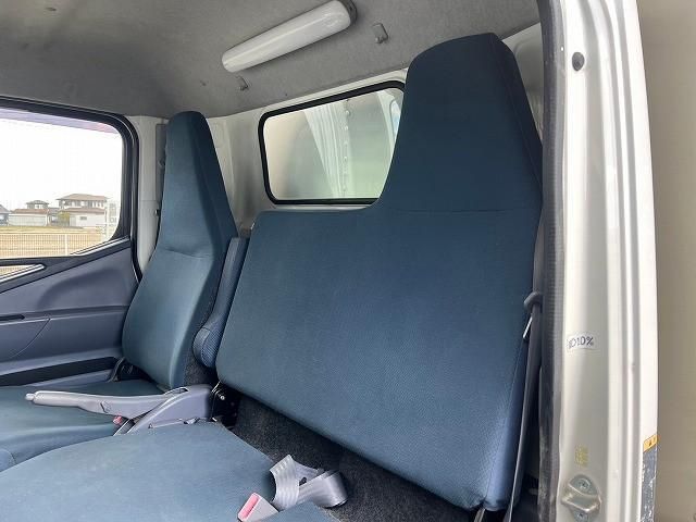 MITSUBISHI CANTER 2016 Image 31