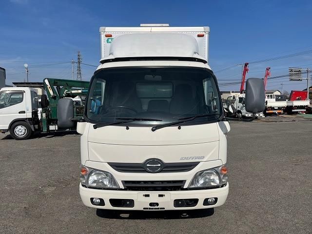 HINO DUTRO 2014 Image 31
