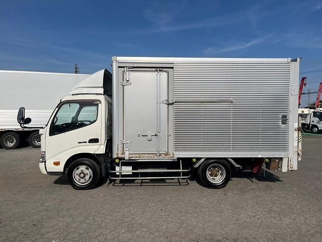 HINO DUTRO 2014 Image 31