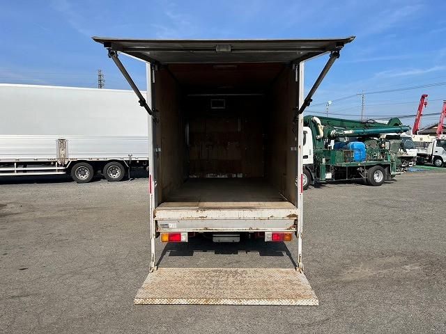 HINO DUTRO 2014 Image 31