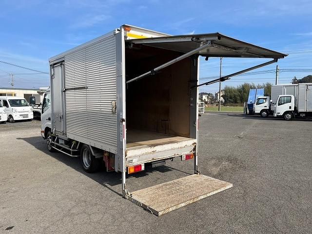 HINO DUTRO 2014 Image 31