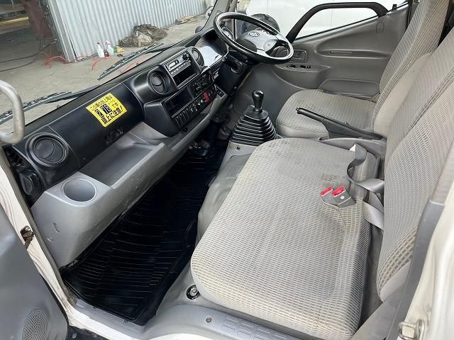 HINO DUTRO 2014 Image 31