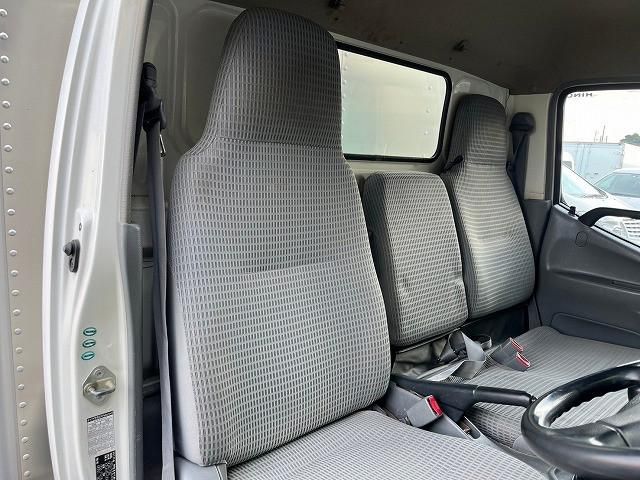 HINO DUTRO 2014 Image 31