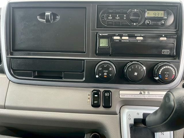 MITSUBISHI CANTER 2017 Image 31