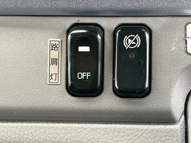 MITSUBISHI CANTER 2017 Image 31