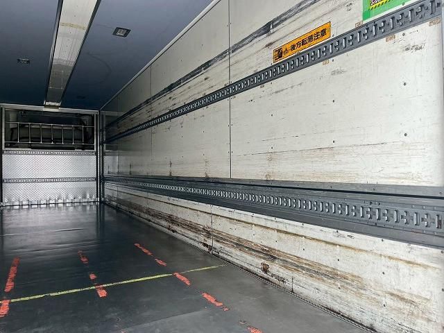 HINO PROFIA 2014 Image 31