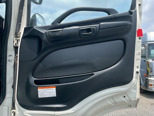 HINO PROFIA 2014 Image 31