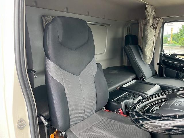 HINO PROFIA 2014 Image 31