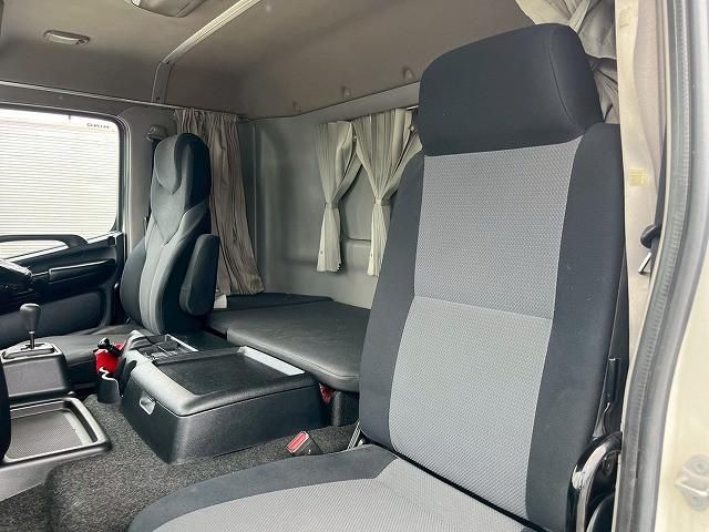 HINO PROFIA 2014 Image 31