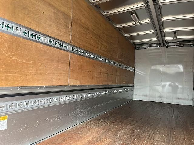 MITSUBISHI FUSOU FIGHTER 2020 Image 31