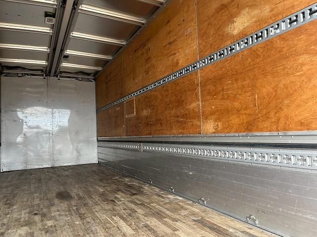 MITSUBISHI CANTER 2015 Image 31