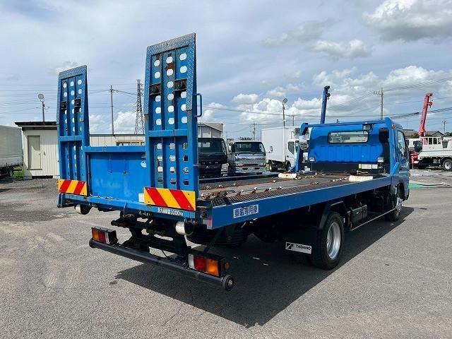 MITSUBISHI CANTER 2017 Image 31