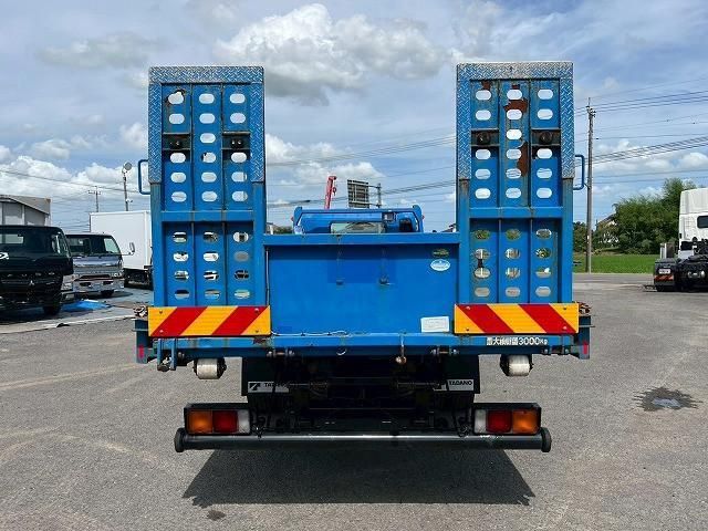 MITSUBISHI CANTER 2017 Image 31